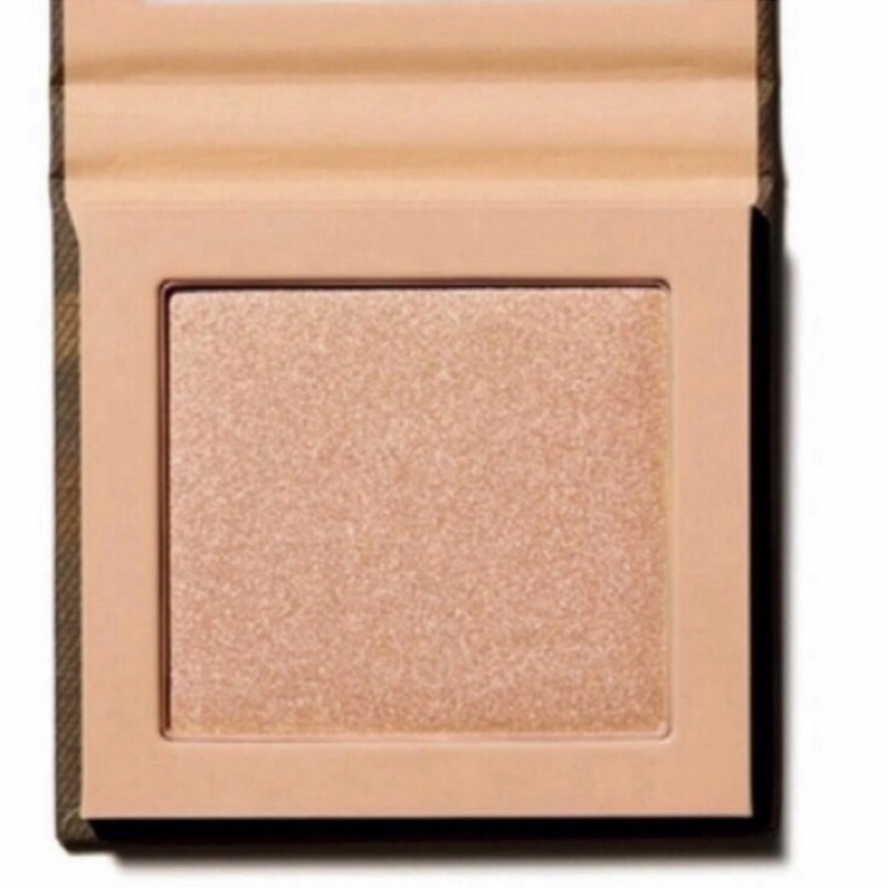 KKW Champion Highlight NEVER Used